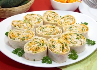 Рулет из лаваша с курицей
